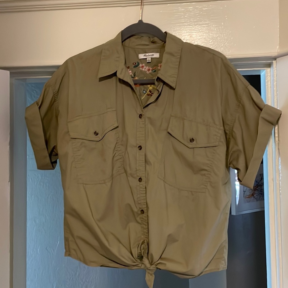 Madewell : (L) button down top in tan/olive with embroidered flowers